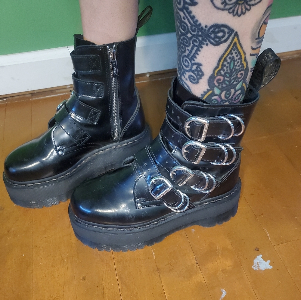 Dr martens jadon max